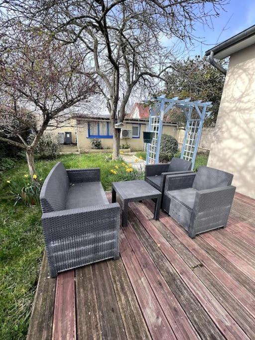 Maison De Vacances Familiale Ouistreham Kültér fotó